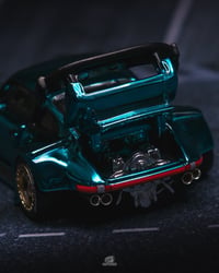 Image 18 of RLC RWB PORSCHE 930 CUSTOM 