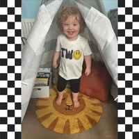 Image 2 of T-SHIRT: Smiley 2nd Birthday