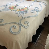 Image 5 of Vintage Chenille Bedspread 