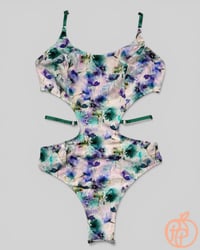 Image 11 of Sample sale 