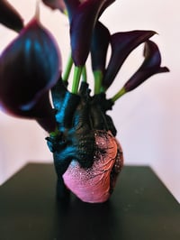 Image 5 of GINA‘S BLOOM Vase Anatomical Heart Version 2