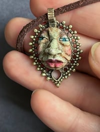 Image 4 of Waziri pendant necklace (Spr 1)