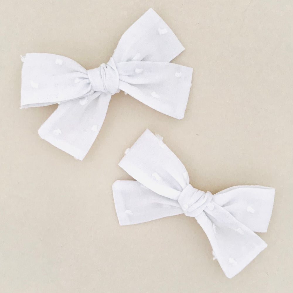 Image of Barrette Bertille Plumetis blanc