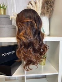 Image 5 of Vente flash BALAYAGE Miel choco  18’ closure 5x5 HD copy
