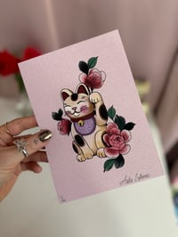 Maneki y peonias 