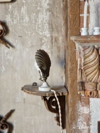 Image 1 of La lampe coquille 