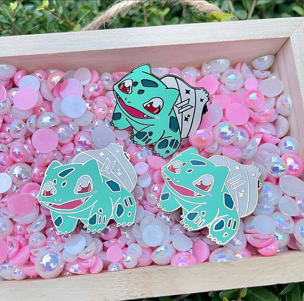 Image of ARMY Bulbasaur (was $13)