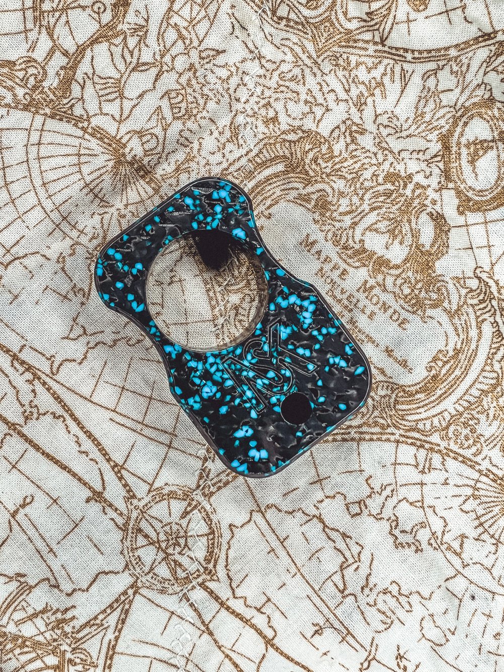Image of Carbon Fiber with Crushed Turquoise