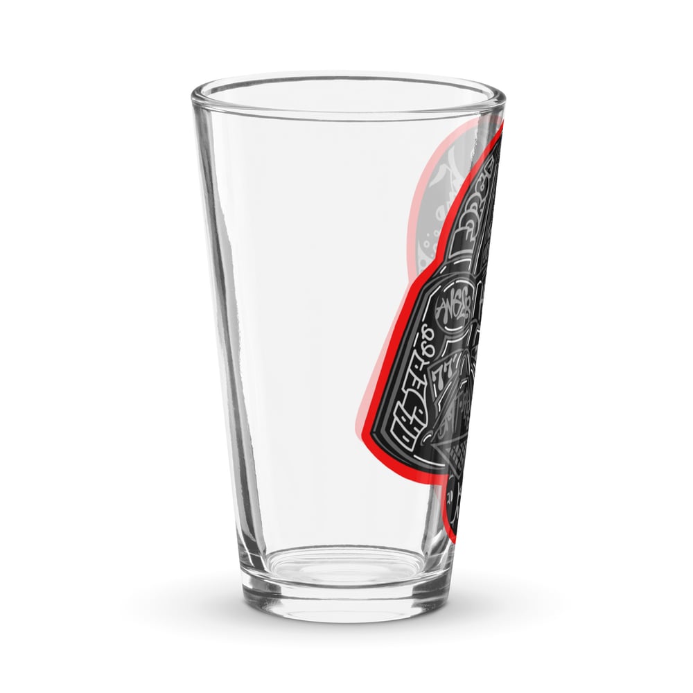 Black Vader Shaker pint glass