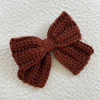 CROCHET BOW - CHESTNUT 