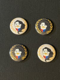 Filipina Button