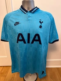Image 2 of Tottenham Hotspur “KANE 10” 2019/20 Third Shirt + UCL patches (L)