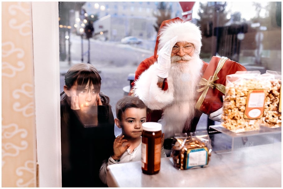 Image of Window Shopping  On Main Street - Sun ,  NOV 16 and Sat Nov   22