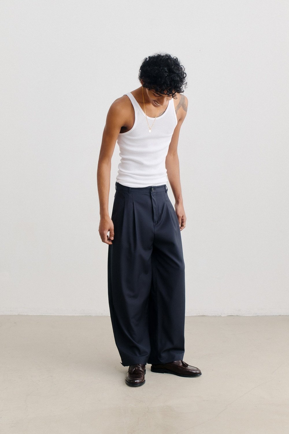 Image of A KIND OF GUISE FLEXIBLE WIDE TROUSERS