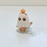 Image 4 of Glow in dark ghost mask, pumpkin, and spider flame point siamese cat ceramic figurine 