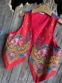 Image 1 of Chaleco FOLIADVERMELLO. Varia tallas. feto por encarga.