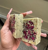 Image 1 of QUEEN SOAP