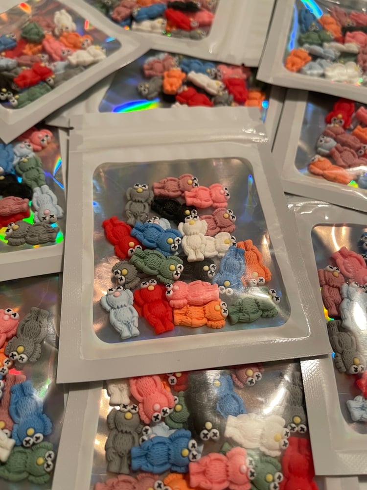 Image of MINI COLORFUL KAW CHARMS 