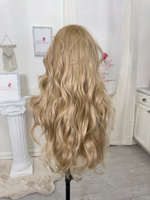 Image of Beige blonde free part (ready to ship)