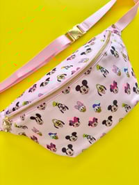 Image 1 of Sensational 6 Belt Bag