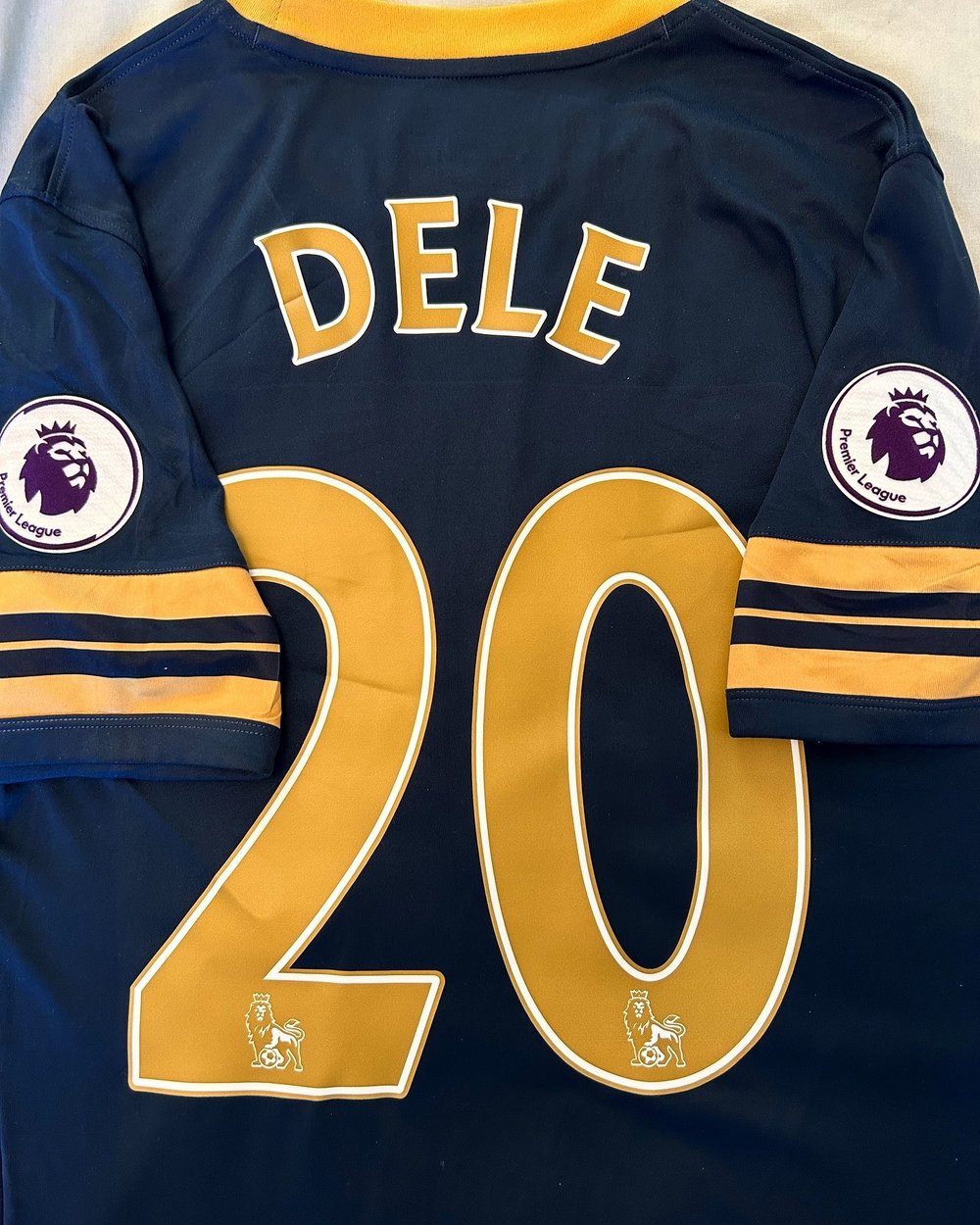 Image of Tottenham Hotspur “DELE 20” 2016/17 Away Shirt + PL patches (S)