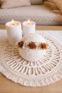 Image 2 of mini halo flowers marron