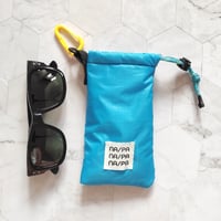 Image 3 of Shades holder 02