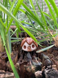 Image 3 of Little Acorn House or Leaf House