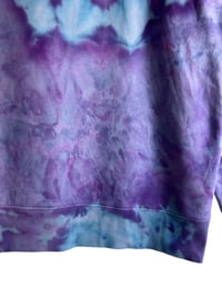 Image 10 of L Ladies/Junior's Sweatsuit Set in Purple Haze Ice Dye