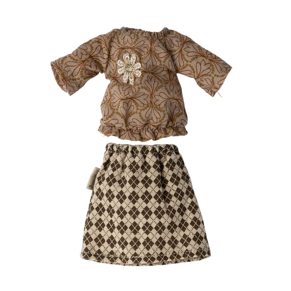 Image of Maileg - Blouse and Skirt for Grandma Mouse