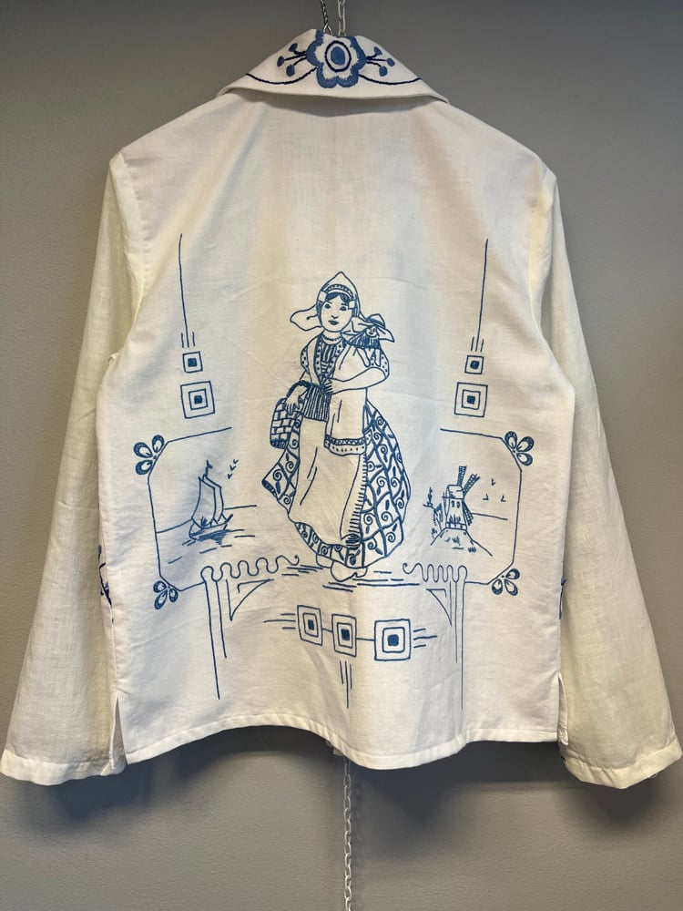 Image of Shirt with blue embroidery (small)