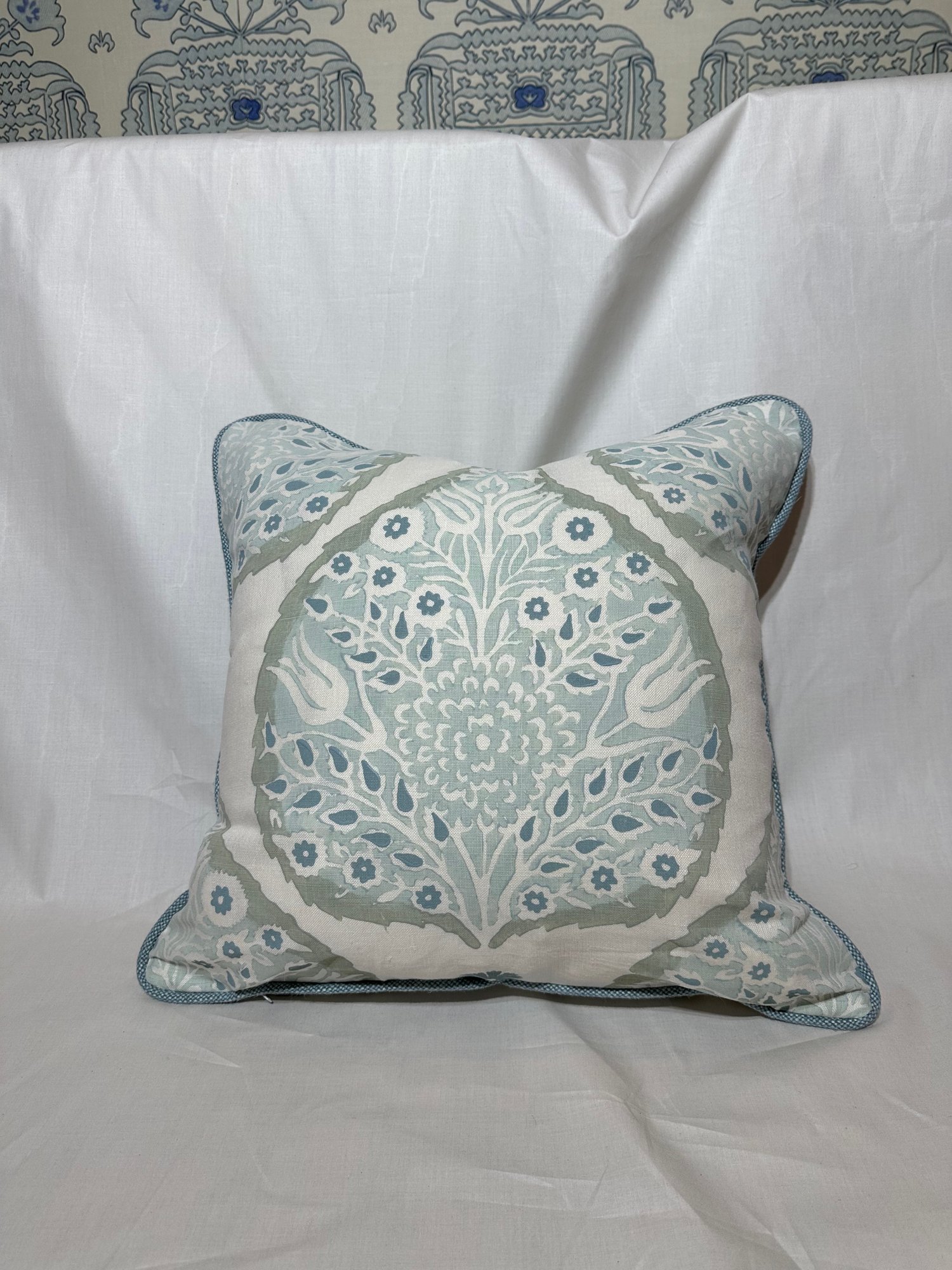 Image of Blue/green leaf pillows set of 2