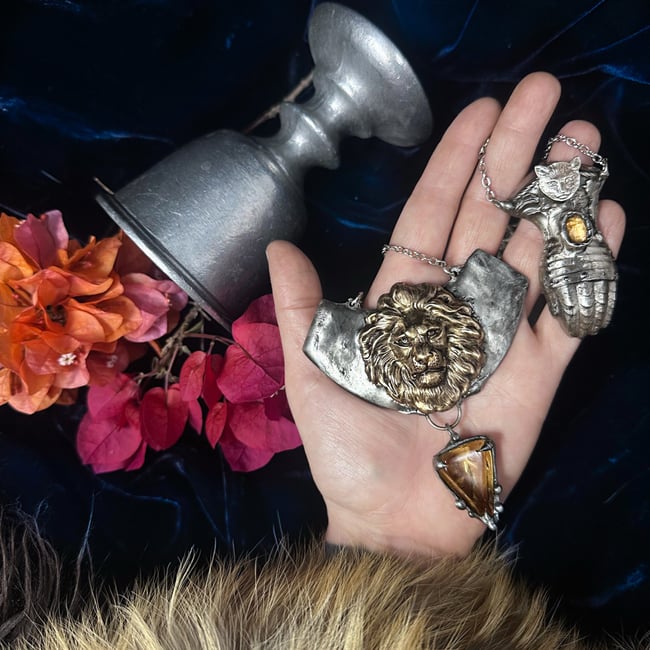 Leo Jewelry 