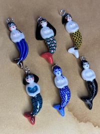 Image 15 of Lil Mermaids - platinum lustre