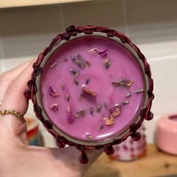 Image 2 of honeydew magnolia scented vday candle