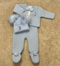 Blue Run Rabbit Pom Set