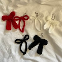 bow keychains 