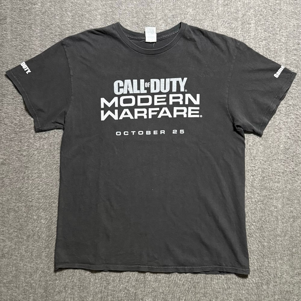Image of 2000s Call of Duty Modern Warfare Promo Graphic Tee (L)