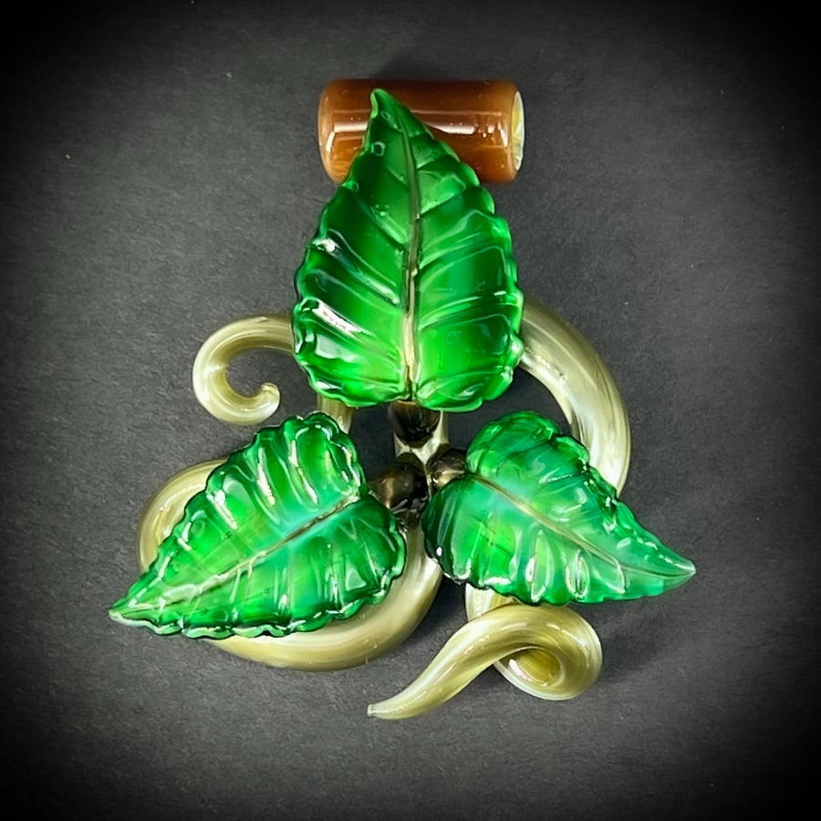 Image of Emerald Trifoliate Leaf Pendant 