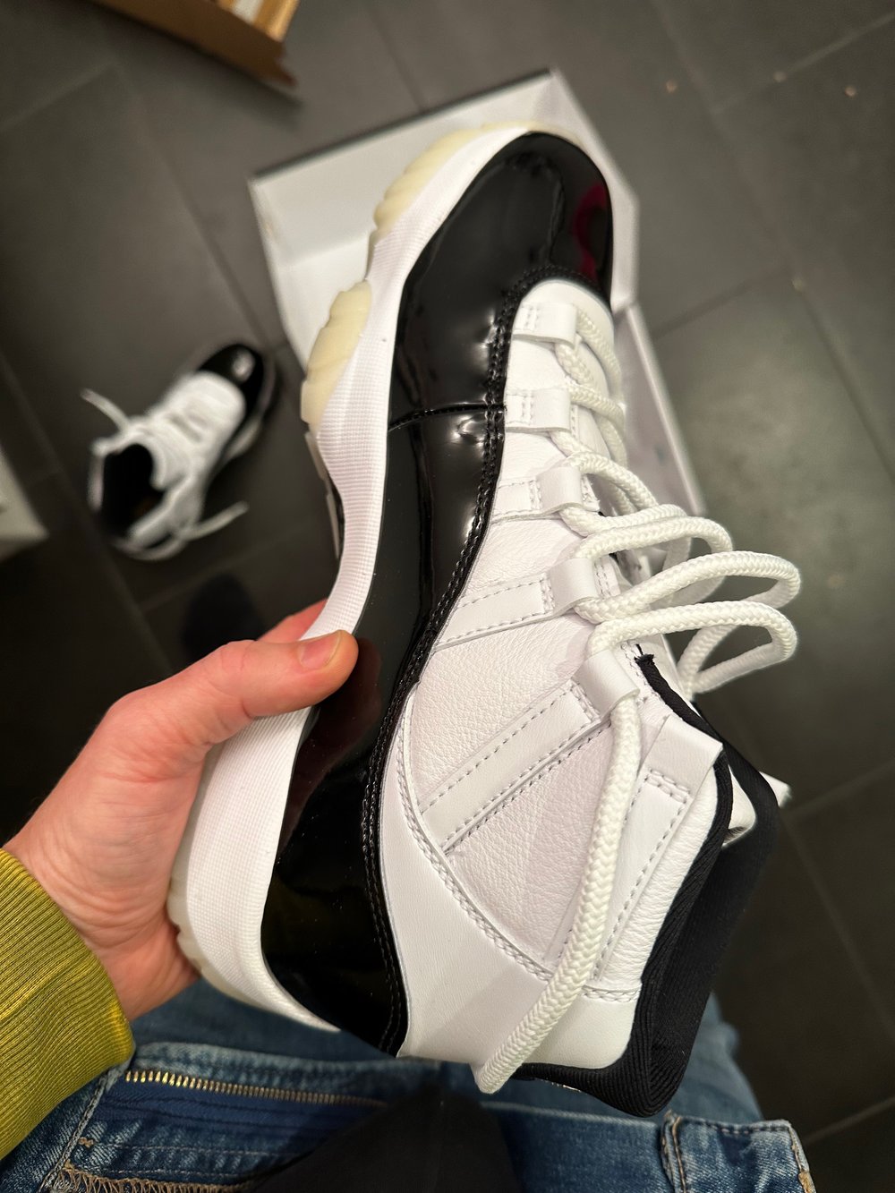 Christmas Ball Jordan 11
