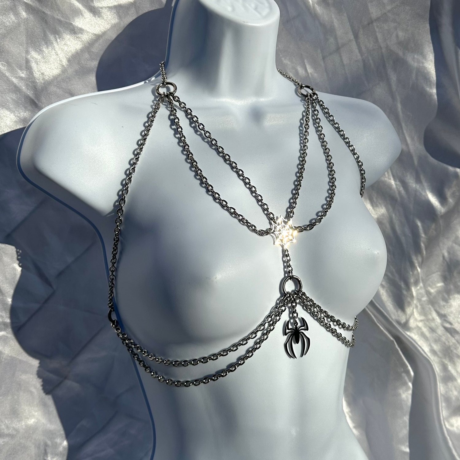 Image of Steel Spider Chain Harness 