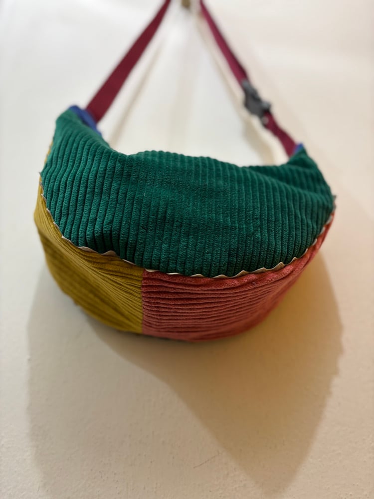 Image of Banana Bag Verdone/rosa/ocra