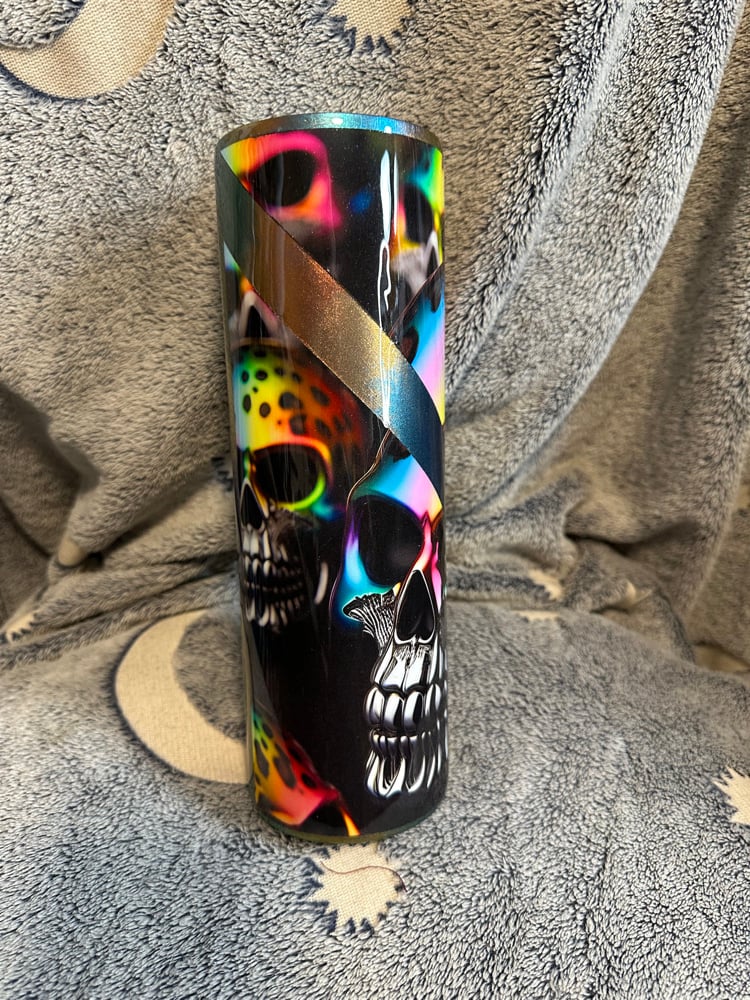 Image of 30oz Neon Chrome Skull