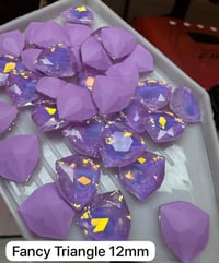 Image 1 of Zulay’s Crystals Purple Delight -Chaton 