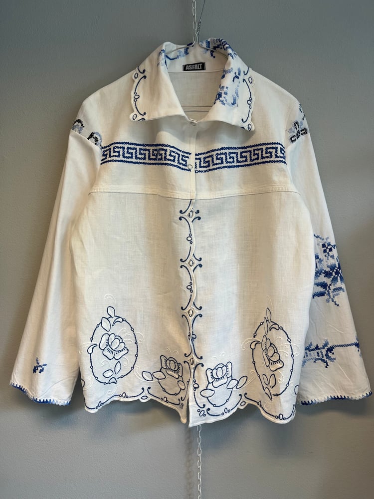 Image of Blue embroidery shirt (small)