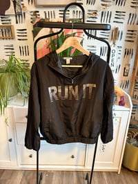 Image 1 of Forever 21 run it pull over 