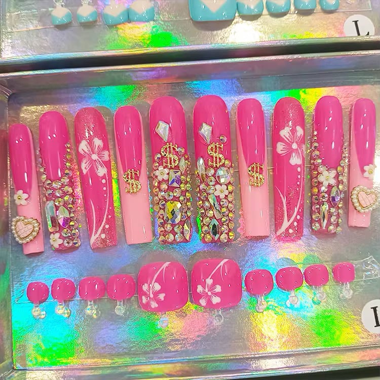 Image of pick from option 1-19 press on nails with toe nail set