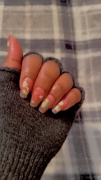 Image 2 of Nails - Short (Gold Designs)