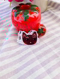 Image 1 of Chat coquette