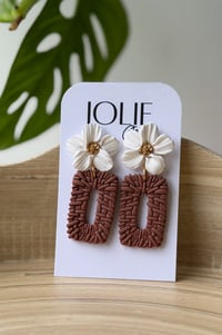 Floral Rectangle Rattan